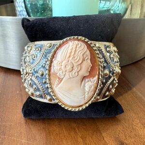 Vintage Amedeo Gold and Grey Cameo Clamper Bracelet